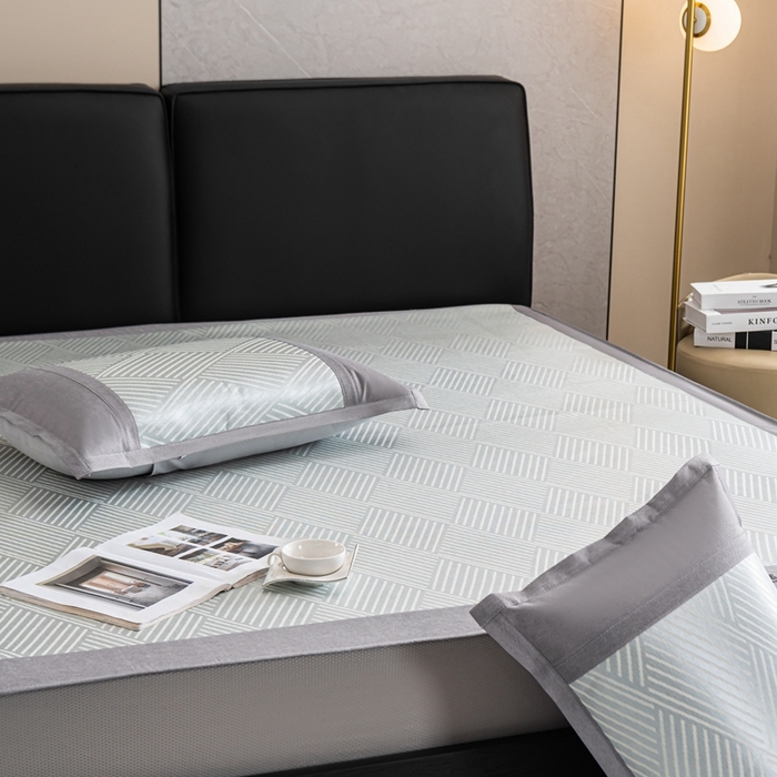 91家纺网 家纺一手货源 找家纺 爱宝被业 2025新款法式冰丝提花刺绣凉席 格调 床笠款