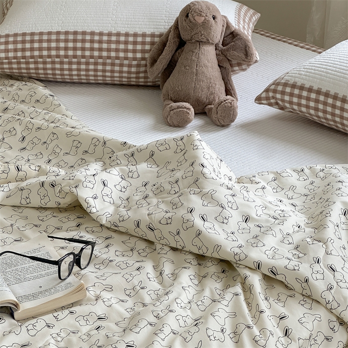 91家纺网 家纺一手货源 找家纺 洋铭区（原狠狠爱） 2024新款皱皱花边全棉夏被 糖果兔