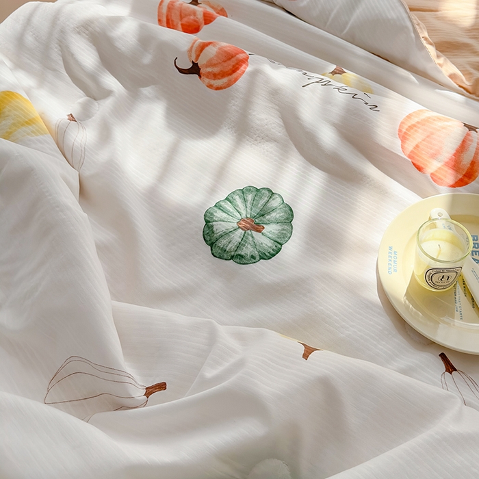 91家纺网 家纺一手货源 找家纺 慕尚家纺 2025新款亲肤泡泡棉卡通印花夏被单品夏被四件套 南瓜乐园