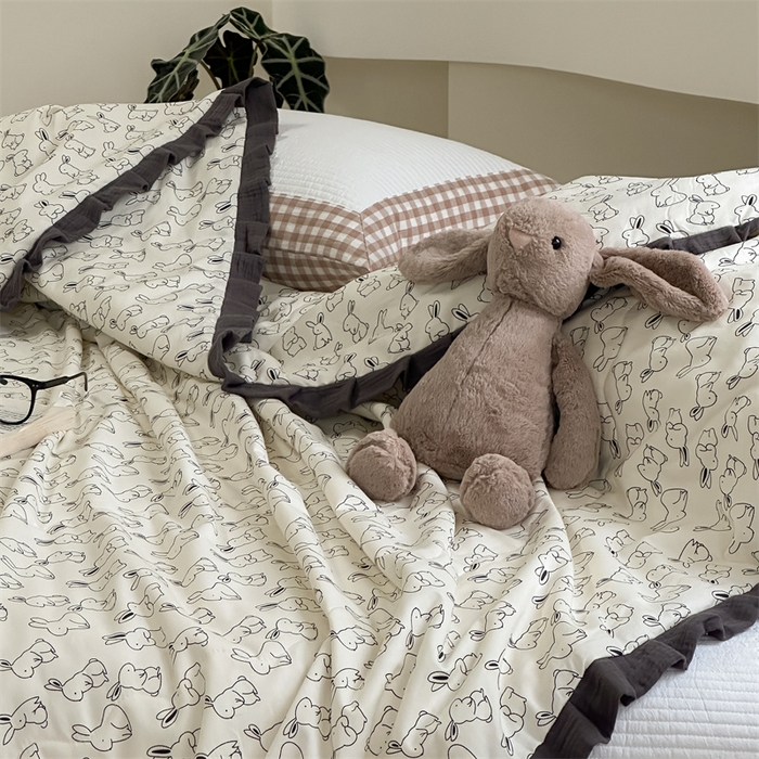 91家纺网 家纺一手货源 找家纺 洋铭区（原狠狠爱） 2024新款皱皱花边全棉夏被 糖果兔