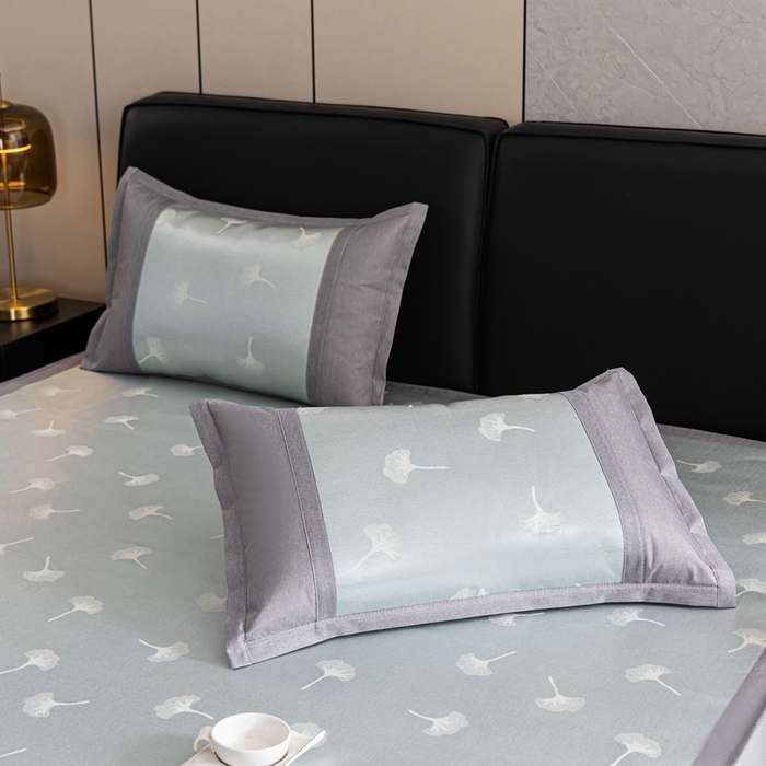 91家纺网 家纺一手货源 找家纺 爱宝被业 2025新款法式冰丝提花刺绣凉席 银杏 床笠款