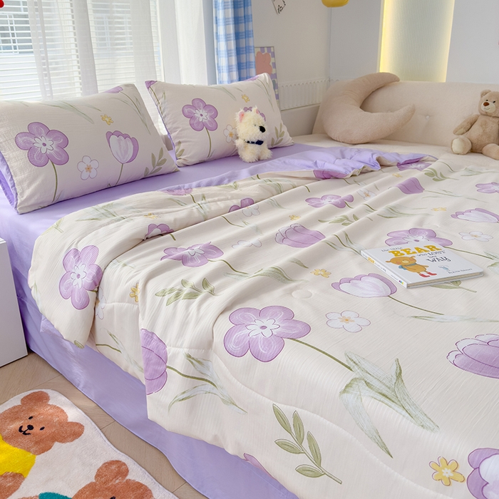 91家纺网 家纺一手货源 找家纺 慕尚家纺 2025新款亲肤泡泡棉卡通印花夏被单品夏被四件套 秋水伊人