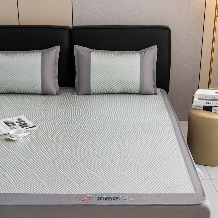 91家纺网 家纺一手货源 找家纺 爱宝被业 2025新款法式冰丝提花刺绣凉席 格调 床笠款