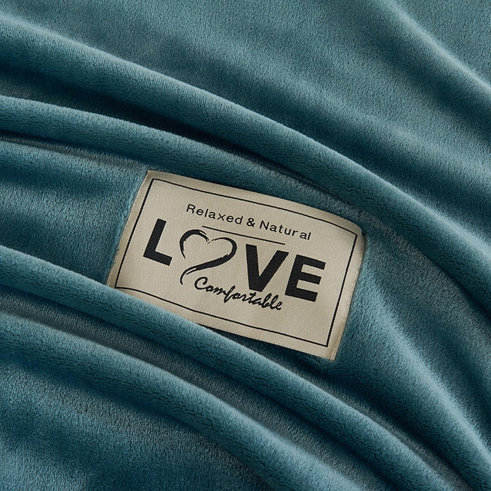 91家纺网 家纺一手货源 找家纺 馨米莱家纺 2024新款牛奶绒盖毯 橄榄绿