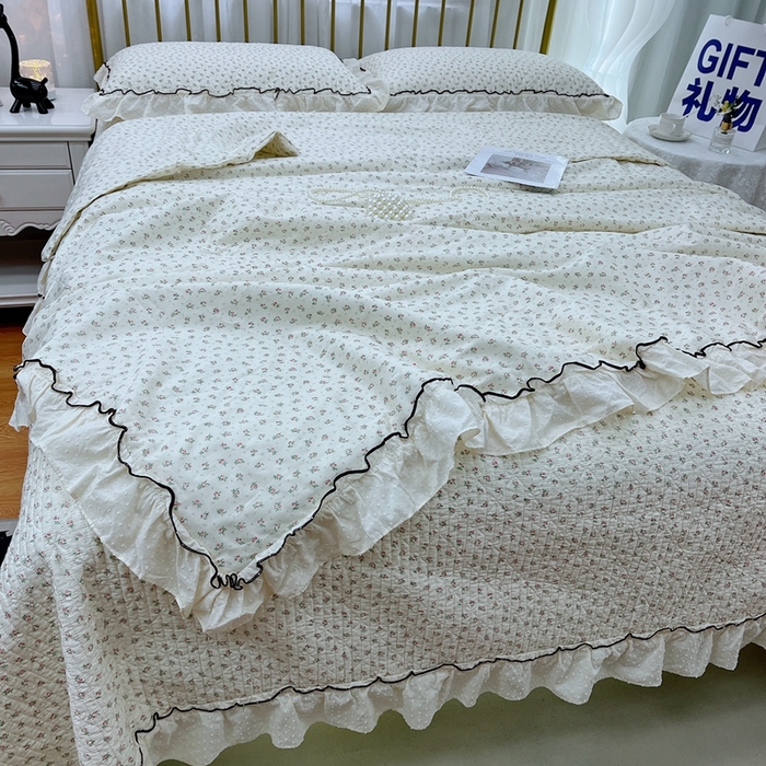91家纺网 家纺一手货源 找家纺 暖居 2024新款韩系大花边夏被砂洗棉花床盖四件套可机洗+同款纯棉被套 云熙