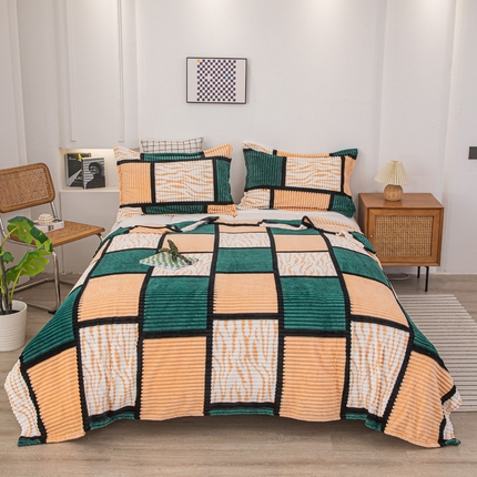 91家纺网 家纺一手货源 找家纺 （总）丹本家纺 2025新款跨境格子款抽条魔法绒印花毛毯盖毯