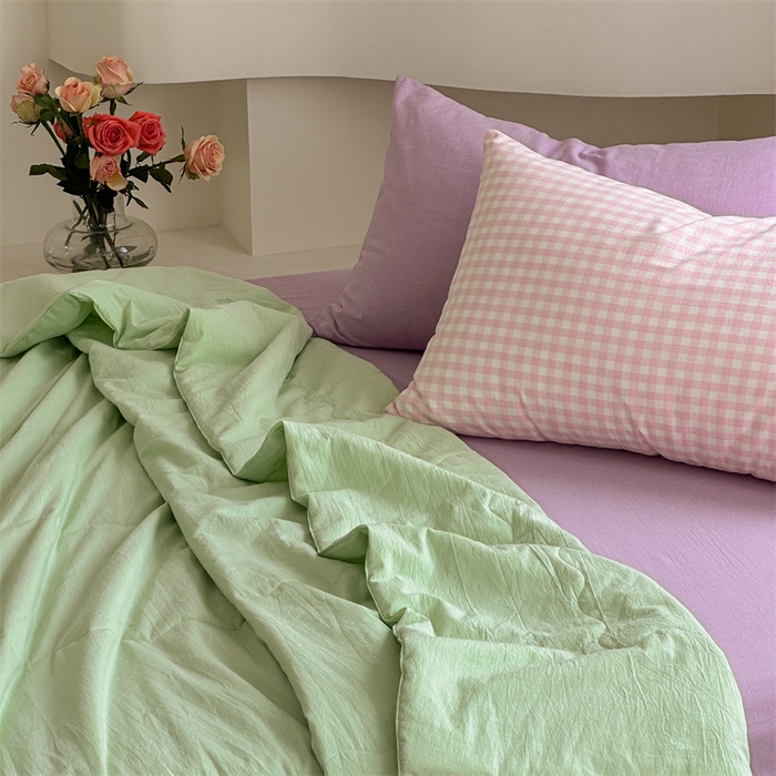 91家纺网 家纺一手货源 找家纺 洋铭区（原狠狠爱） 2024新款毛巾绣水洗棉夏被四件套 卡通宝宝