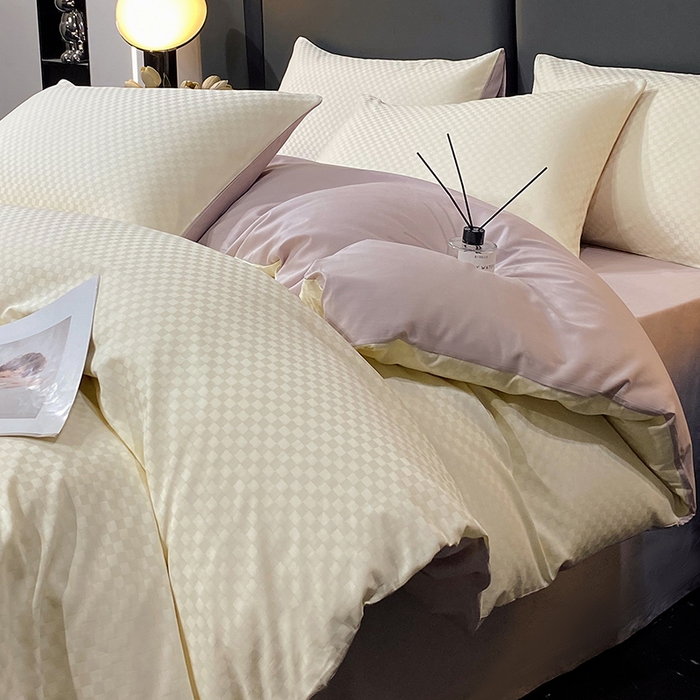 91家纺网 家纺一手货源 找家纺 金鑫汇 2024新款提花小方格全棉套件单品系列-四件套 奶昔白+淡紫