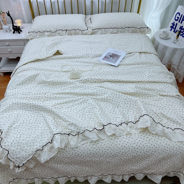 91家纺网 家纺一手货源 找家纺 暖居 2024新款韩系大花边夏被砂洗棉花床盖四件套可机洗+同款纯棉被套 云熙