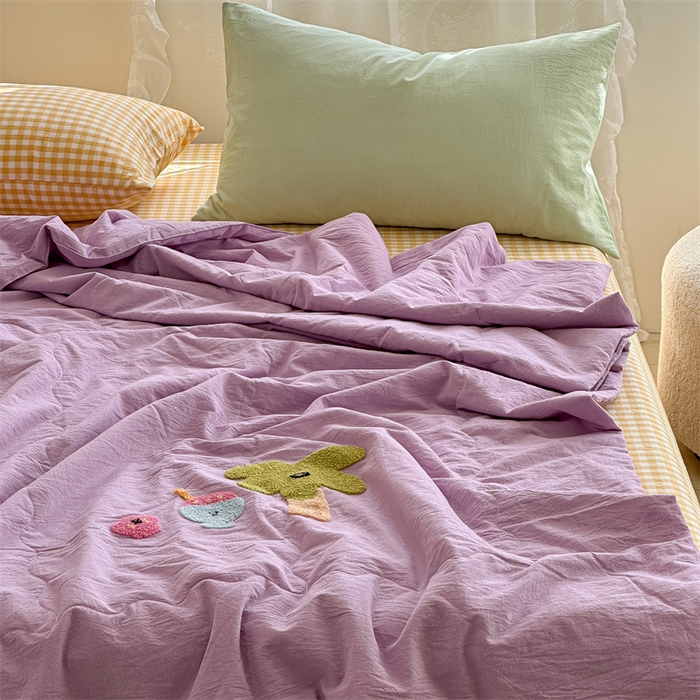 91家纺网 家纺一手货源 找家纺 洋铭区（原狠狠爱） 2024新款毛巾绣水洗棉夏被四件套 芋香小树