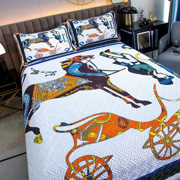 91家纺网 家纺一手货源 找家纺 爵仕家纺 2025新款凉感真丝床盖三件套 驯马人