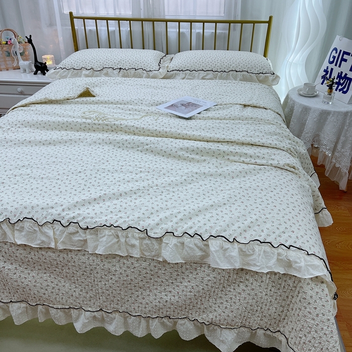 91家纺网 家纺一手货源 找家纺 暖居 2024新款韩系大花边夏被砂洗棉花床盖四件套可机洗+同款纯棉被套 云熙