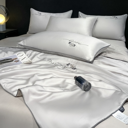 91家纺网 家纺一手货源 找家纺 （总）绘萱家居 2025直播绣花水洗天丝夏被四件套水洗真丝夏被冰丝夏凉被空调被-花艺