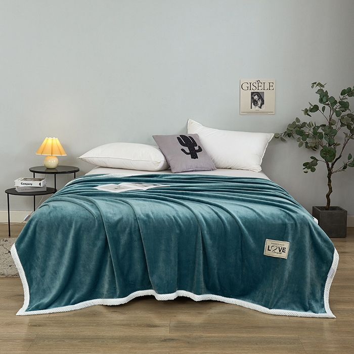 91家纺网 家纺一手货源 找家纺 馨米莱家纺 2024新款牛奶绒盖毯 橄榄绿