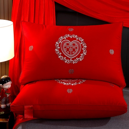 91家纺网 家纺一手货源 找家纺 （总）梦叶草 2024全棉结婚大红色枕芯婚庆纯棉枕头