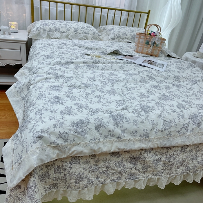 91家纺网 家纺一手货源 找家纺 暖居 2024新款包边春秋被床盖四件套 赫本白