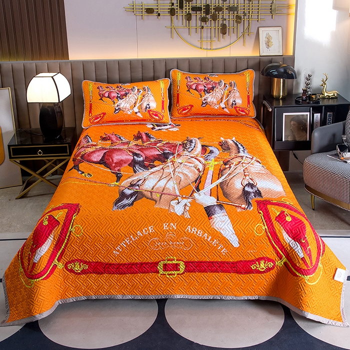 91家纺网 家纺一手货源 找家纺 爵仕家纺 2025新款凉感真丝床盖三件套 赛马场