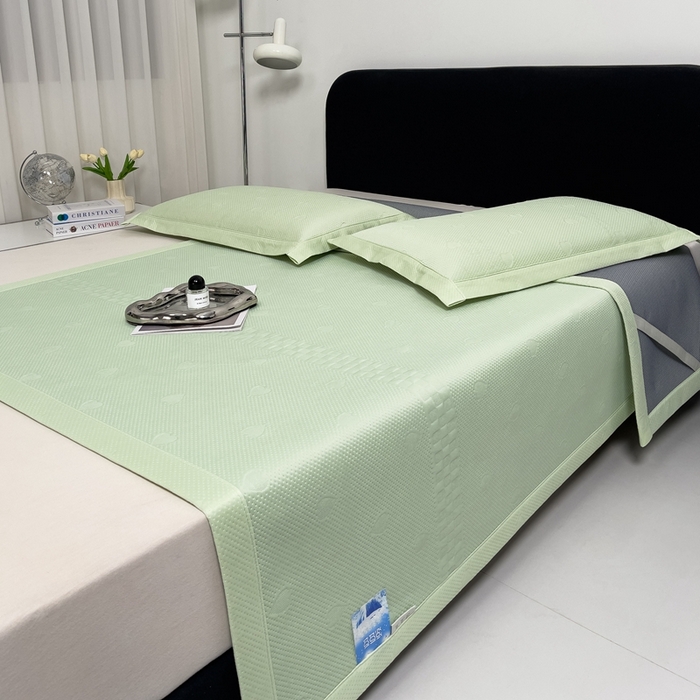 91家纺网 家纺一手货源 找家纺 凉百百 2024新款冰豆豆爱心款凉席冰丝凉席可折叠设计量大价优 爱心款-绿