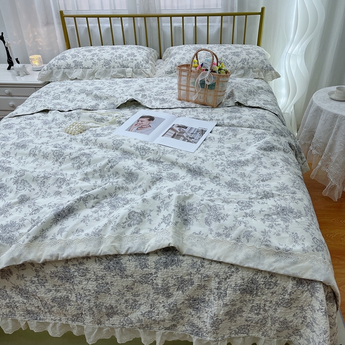 91家纺网 家纺一手货源 找家纺 暖居 2024新款包边春秋被床盖四件套 赫本白