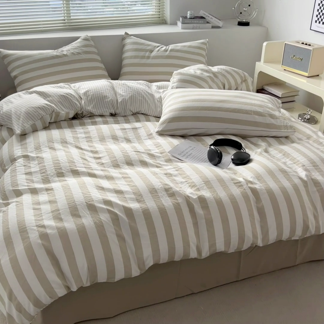 91家纺网 家纺一手货源 找家纺 多品 2024新款高克重水洗棉双层纱皱皱纱四件套 暮落浅咖