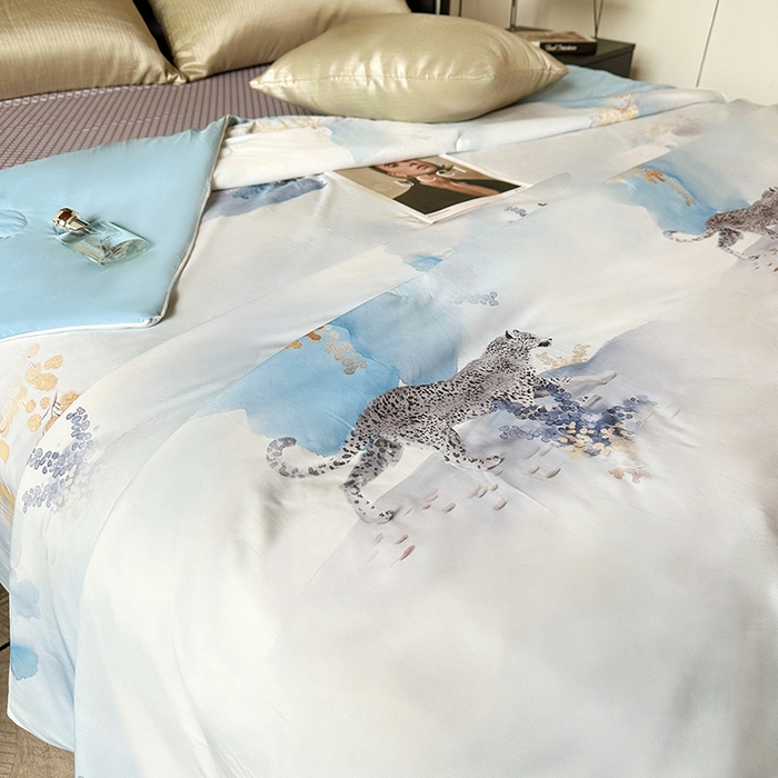 91家纺网 家纺一手货源 找家纺 小芽 2024新款凉感丝夏被 魅影