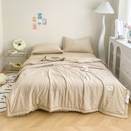 91家纺网 家纺一手货源 找家纺 （总）一加一 2025新款A类水洗棉泡泡格大豆纤维夏被