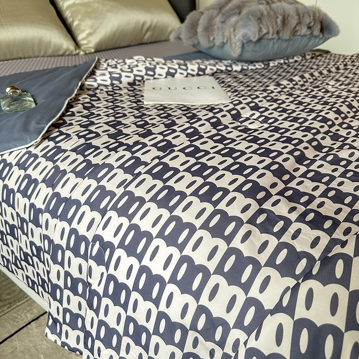 91家纺网 家纺一手货源 找家纺 小芽 2024新款凉感丝夏被 比德