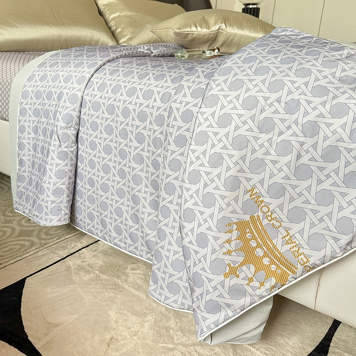 91家纺网 家纺一手货源 找家纺 小芽 2024新款凉感丝夏被 杜尔克