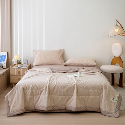 91家纺网 家纺一手货源 找家纺 一加一 2025新款全棉水洗棉色织大豆夏被 巧克力棕