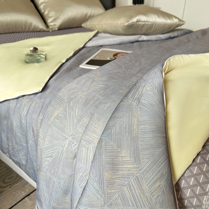 91家纺网 家纺一手货源 找家纺 小芽 2024新款凉感丝夏被 维亚