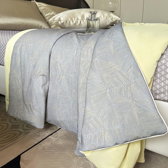 91家纺网 家纺一手货源 找家纺 小芽 2024新款凉感丝夏被 维亚