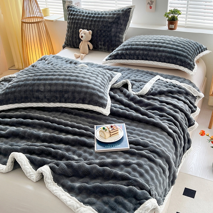 91家纺网 家纺一手货源 找家纺 芸锦豪 2024新款仿兔毛泡泡绒毛毯-包边款毛毯 深灰-包边款