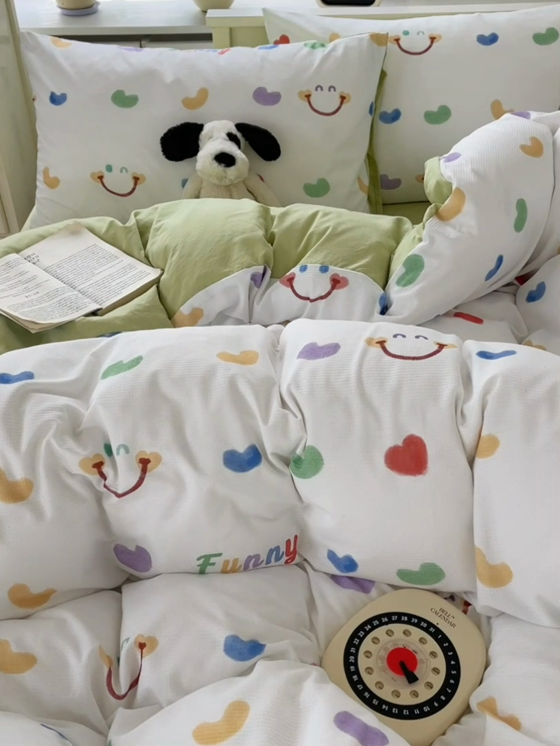 91家纺网 家纺一手货源 找家纺 顾里家纺 2024新款ins韩系华夫格四件套 爱心笑脸