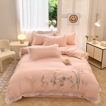 91家纺网 家纺一手货源 找家纺 （总）凯艾玲 2024新款简约轻奢磨毛细斜纹四件套-花之舞 粉色