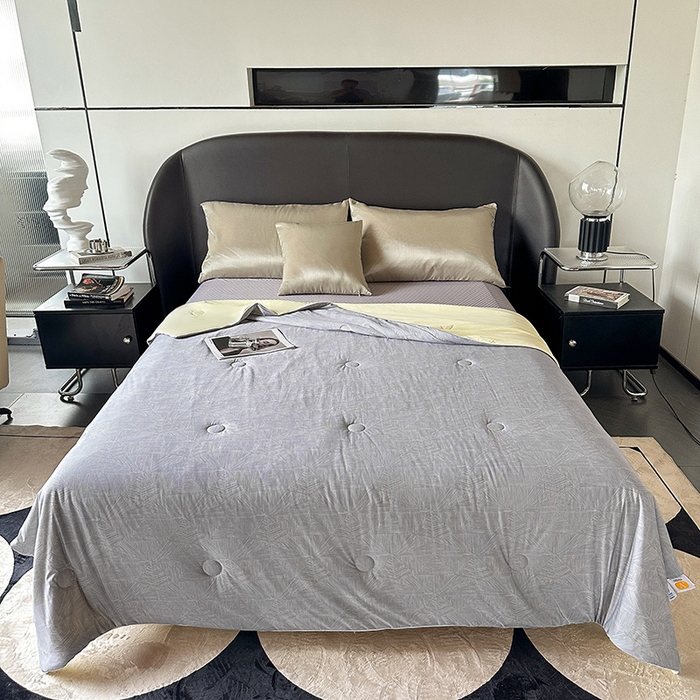 91家纺网 家纺一手货源 找家纺 小芽 2024新款凉感丝夏被 维亚