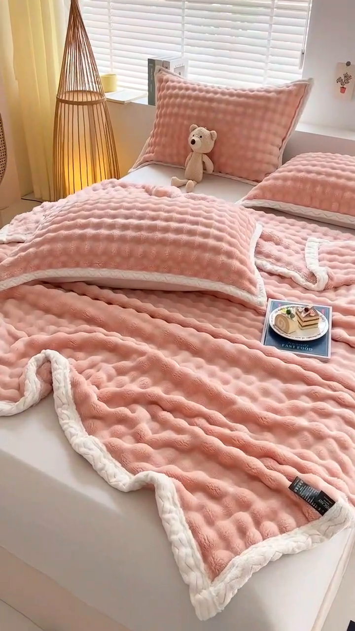 91家纺网 家纺一手货源 找家纺 芸锦豪 2024新款仿兔毛泡泡绒毛毯-包边款毛毯 樱花粉-包边款