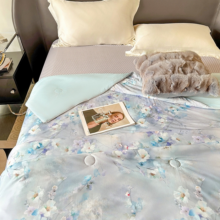 91家纺网 家纺一手货源 找家纺 小芽 2024新款凉感丝夏被 相见欢