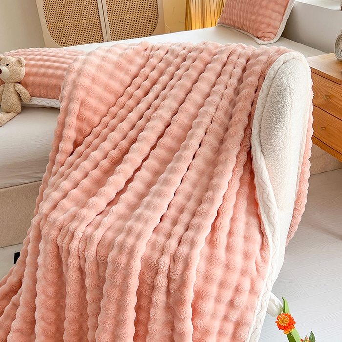 91家纺网 家纺一手货源 找家纺 芸锦豪 2024新款仿兔毛泡泡绒毛毯-包边款毛毯 樱花粉-包边款