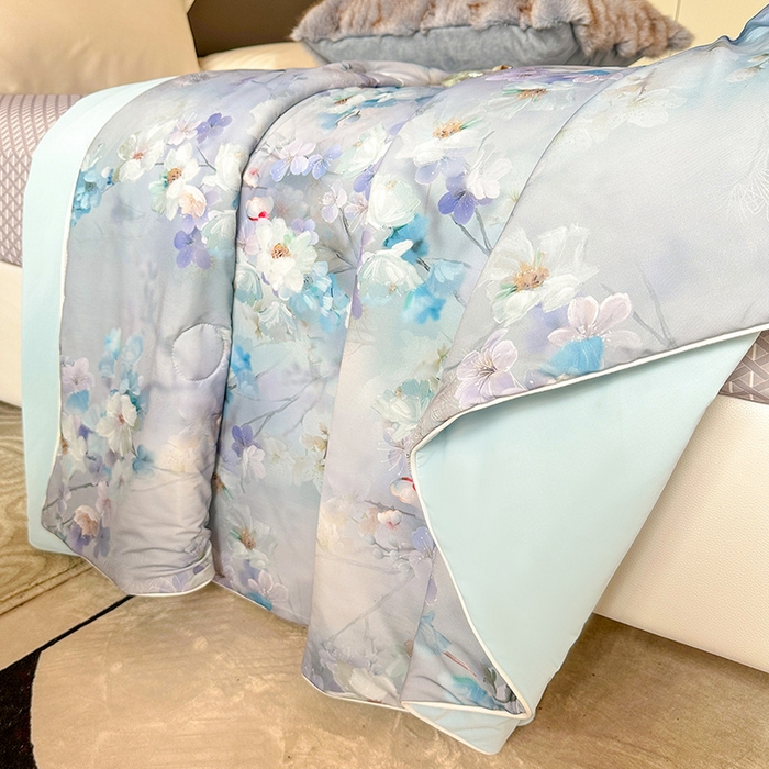 91家纺网 家纺一手货源 找家纺 小芽 2024新款凉感丝夏被 相见欢