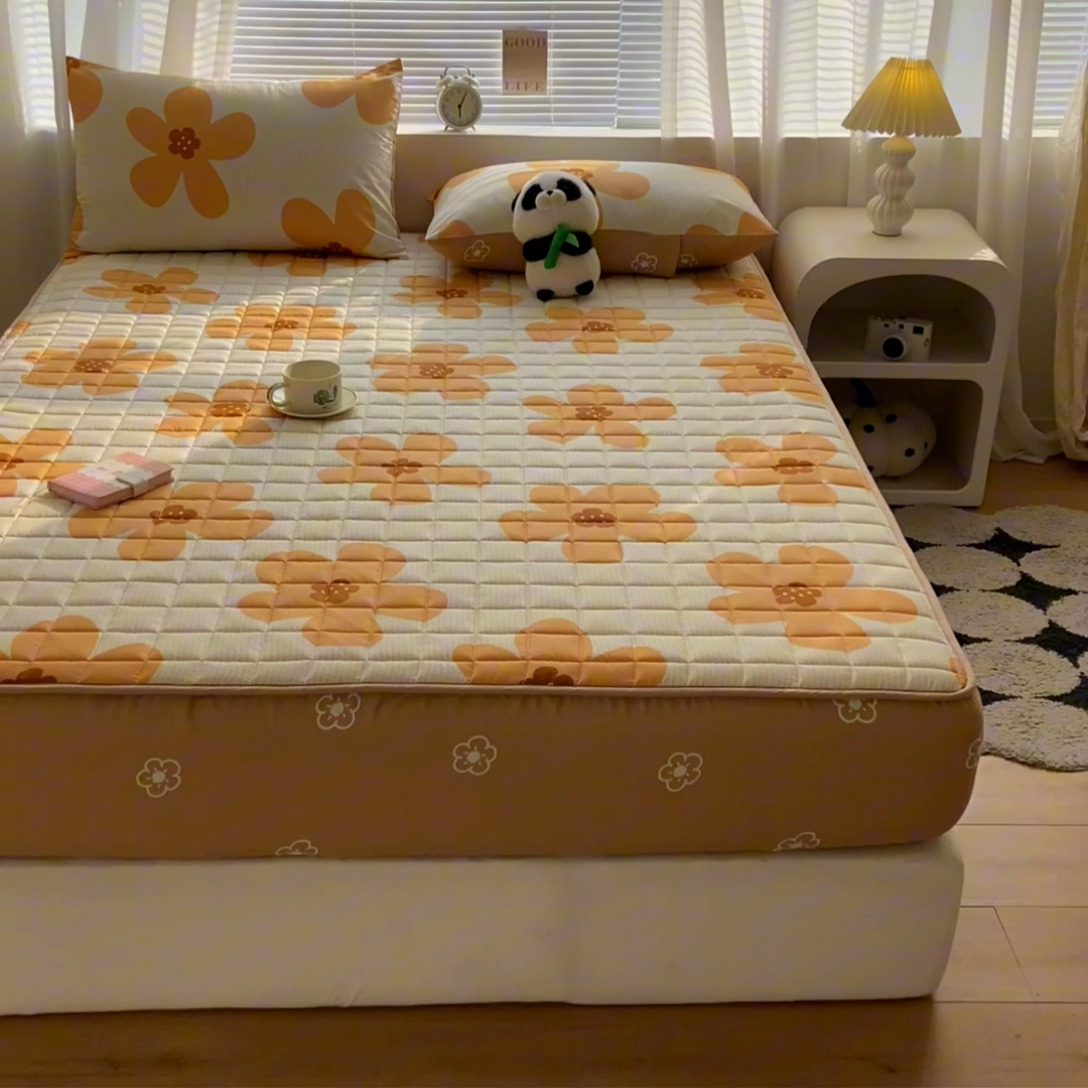 91家纺网 家纺一手货源 找家纺 鑫钰 2024新款全棉印花大豆夹棉床笠床垫保护罩 花香爱恋-黄