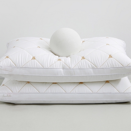 91家纺网 家纺一手货源 找家纺 （总）羽凡居 2024新款刺绣酒店枕磨毛护颈枕枕头枕芯