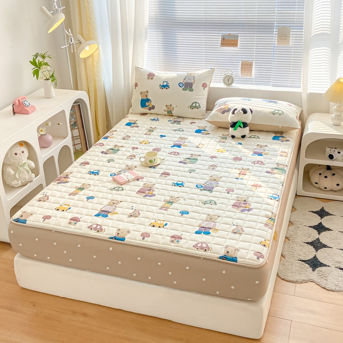 91家纺网 家纺一手货源 找家纺 鑫钰 2024新款全棉印花大豆夹棉床笠床垫保护罩 熊熊家园