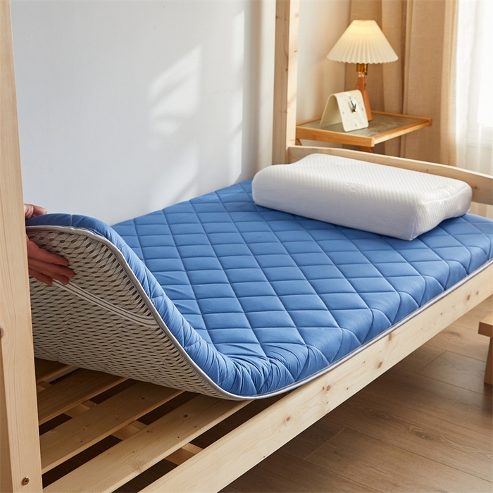 91家纺网 家纺一手货源 找家纺 寐珂 2025新款水洗棉大豆床垫 学生款 牛仔蓝