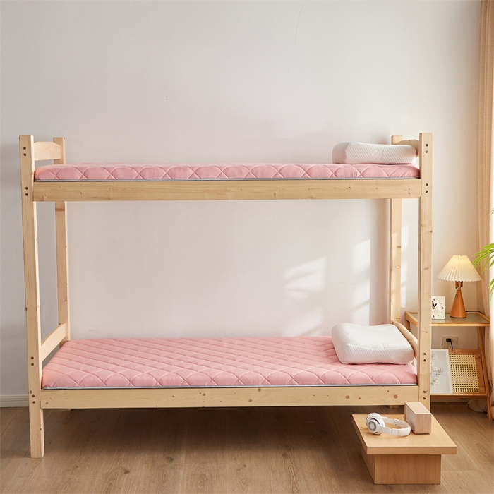 91家纺网 家纺一手货源 找家纺 寐珂 2025新款水洗棉大豆床垫 学生款 梦幻粉