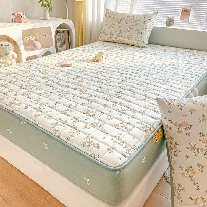 91家纺网 家纺一手货源 找家纺 鑫钰 2024新款全棉印花大豆夹棉床笠床垫保护罩 浅影落香