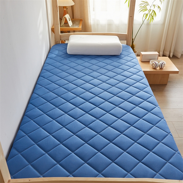 91家纺网 家纺一手货源 找家纺 寐珂 2025新款水洗棉大豆床垫 学生款 牛仔蓝