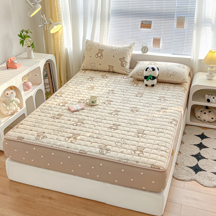 91家纺网 家纺一手货源 找家纺 鑫钰 2024新款全棉印花大豆夹棉床笠床垫保护罩 快乐熊仔