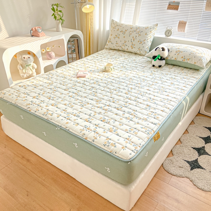 91家纺网 家纺一手货源 找家纺 鑫钰 2024新款全棉印花大豆夹棉床笠床垫保护罩 浅影落香