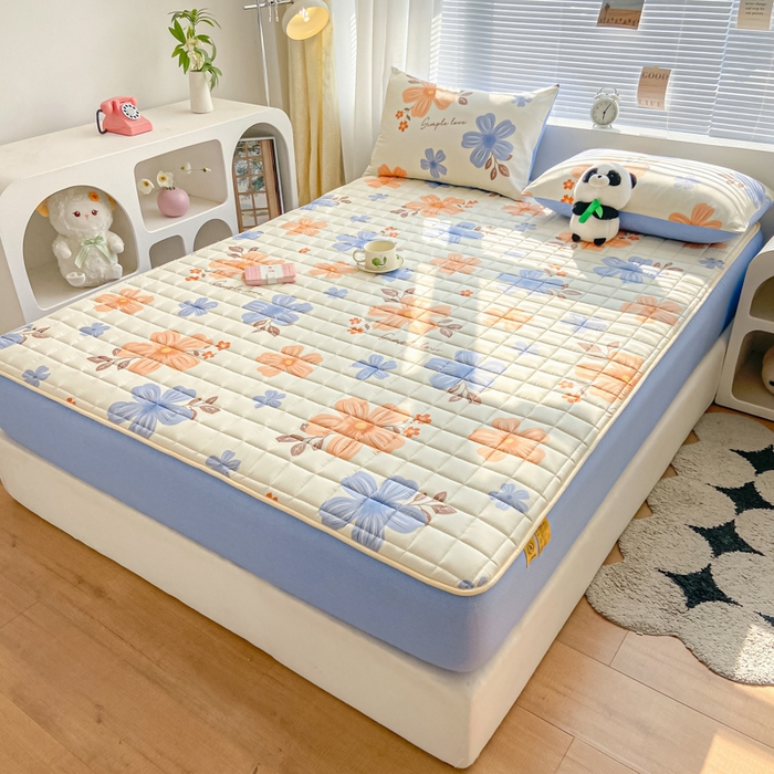 91家纺网 家纺一手货源 找家纺 鑫钰 2024新款全棉印花大豆夹棉床笠床垫保护罩 悠然花香