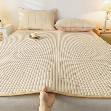 91家纺网 家纺一手货源 找家纺 鑫钰 2024新款1公分厚乳胶床垫薄款席梦思保护垫床护垫-星愿 乳胶床褥-星愿-奶糖咖